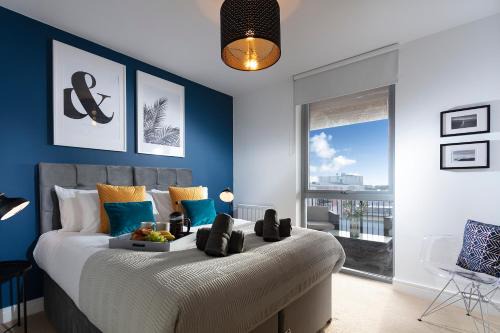 Plymouth Apartment | Plymouth Penthouse Apartment-Sea View-Sleeps 7- Habita Property