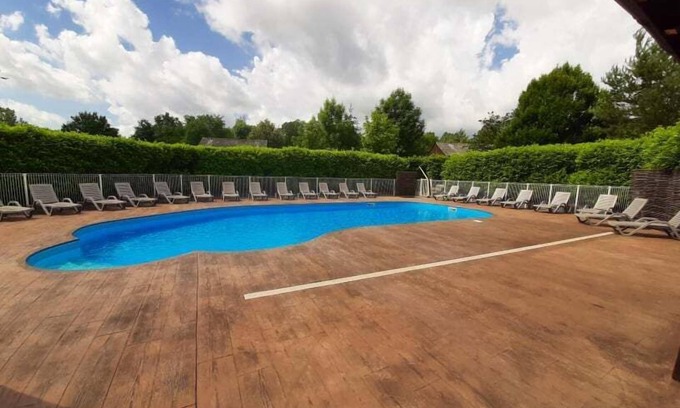 Bourgs-sur-Colagne Ski Chalet | PMR CHALET 5 persons