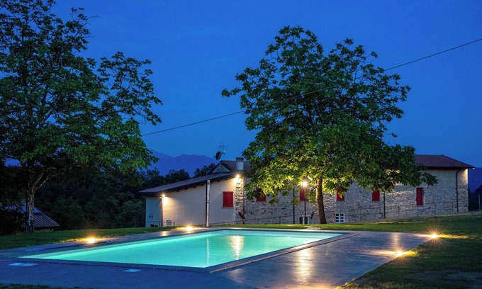 Masero Apartment | Podere di Emore - n. 1 - App. on the Francigena with swimming pool and Wi Fi