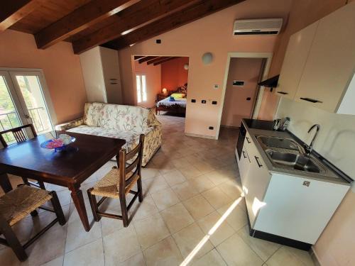 Vezzano sul Crostolo Apartment | Podere Elisa
