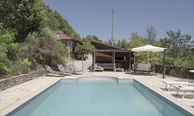 Denice House | PODERE LA MARZA Denice: in the heart of the Piedmontese Langhe with private pool