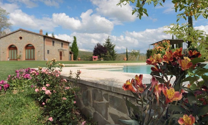 Scandicci Villa | Podere Villanuova near Florence in the countryside