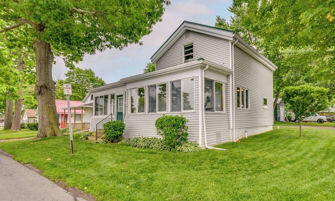 Kent House | Point Breeze Vacation Rental, Walk to Lake Ontario