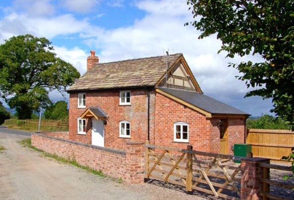 Westbrook Court House | Point Cottage