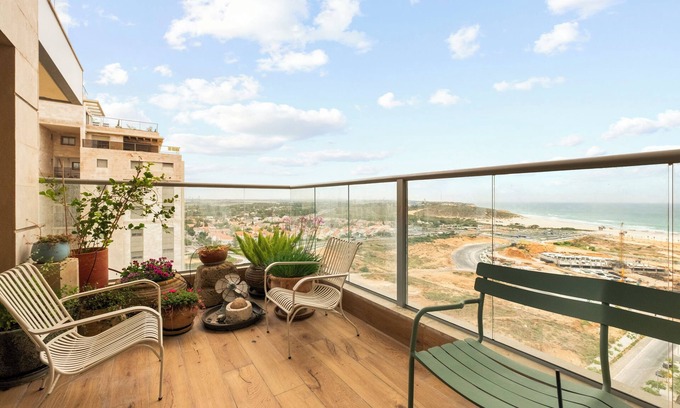 Netanya Apartment | Poleg Beach Seaview Stylish Stay by Sea N' Rent