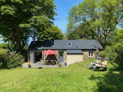 Newport House | Polly's Barn, Penrhyn