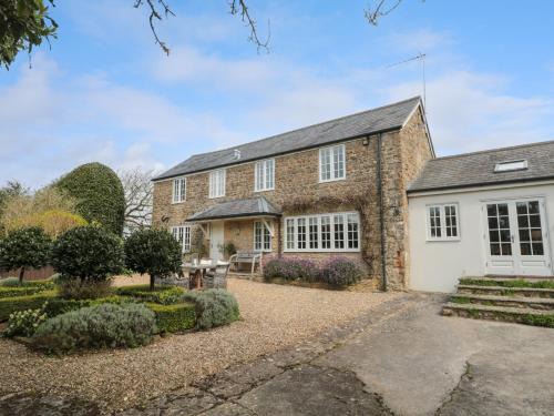 Shipton Gorge House | Pomme Blushe House