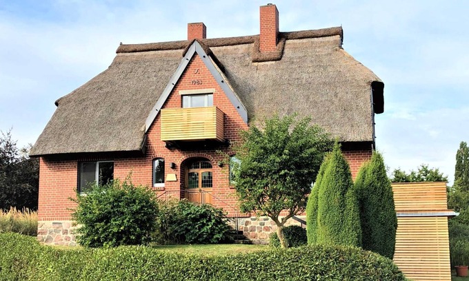 Warsin House | Pommernhof am Haff, Germany