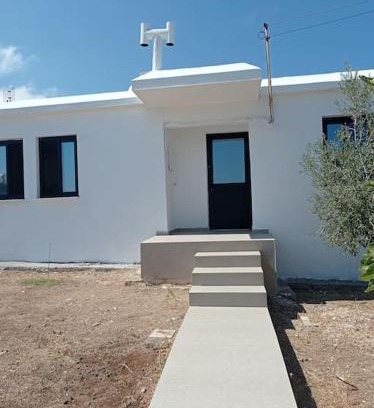Pomos House | Pomos rockaway beach house