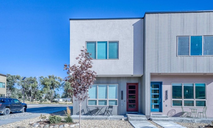 Poncha Springs House | Ponchita House- 6 beds, 6 baths! Located in the Crossroads of the Rocky Mountains