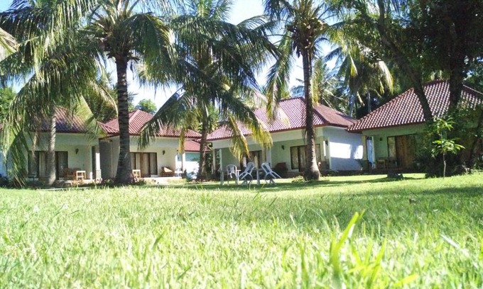 Labuhan Pandan Resort | Pondok Siola