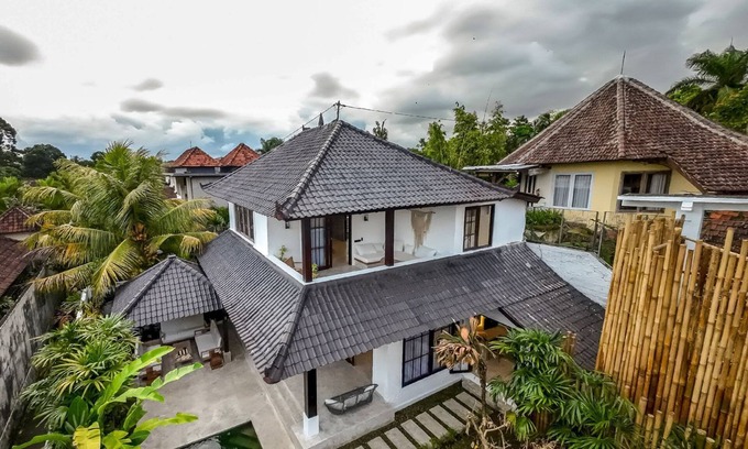 Penestanan Villa | Pondok Villa - Two Bedroom Villa, Sleeps 4