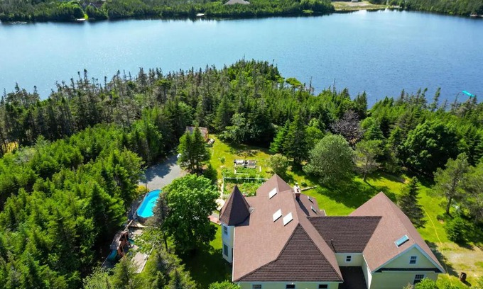 Portugal Cove - St. Philips House | Pondside Bliss Wprivate Pool - Magical Getaway