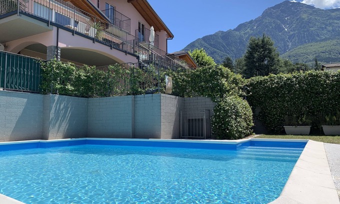 Colico Piano Apartment | Pool apartment in quiet and central area