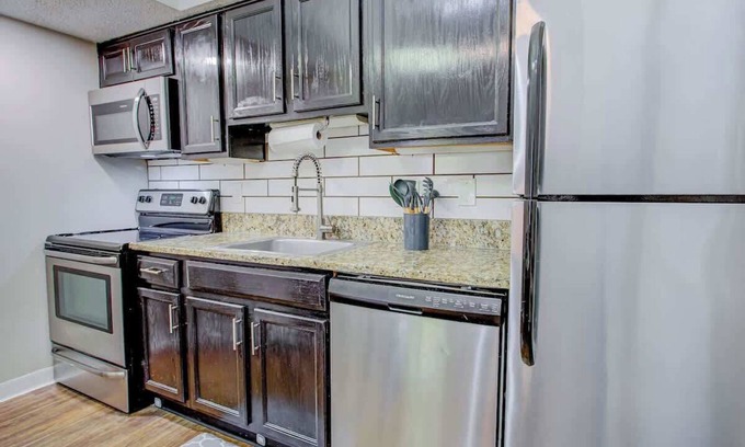 Florida Central Atlantic Coast Apartment | Pool & Gym-Orlando’s Ultimate Family Destination