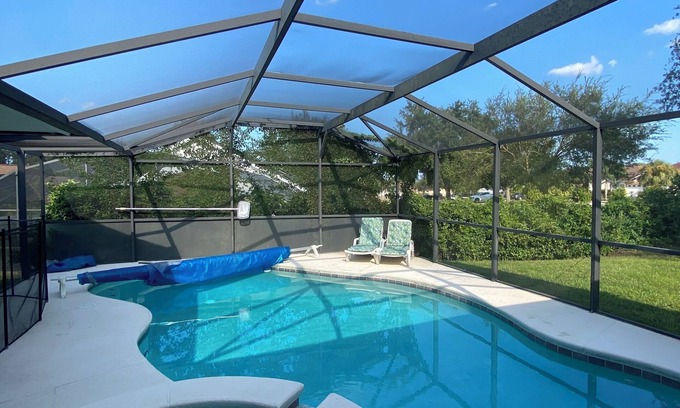 Orange Tree House | Pool Home Minutes From Disney-NEW tile in front master & dining areas