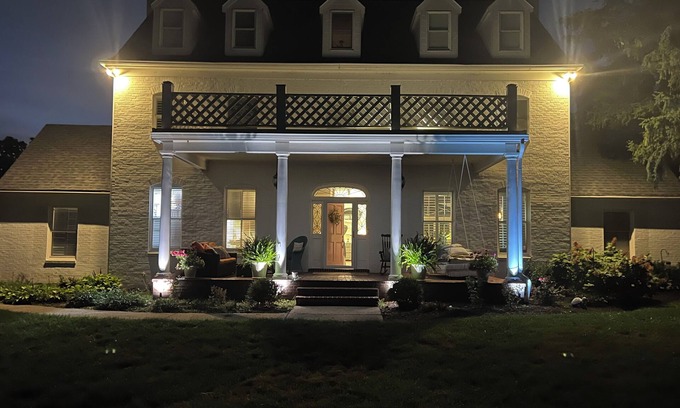 Simpsonville House | Pool. HotTub. Bourbon Trail. Churchill Downs. Keeneland. Outlet Mall. KY Derby.