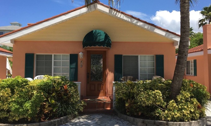 Sunset Beach Cottage | Pool Side Cottage – #11