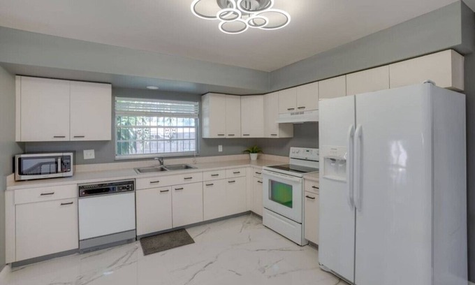 Tampa House | Pool Spacious central home ~ 7Mile to Beach
