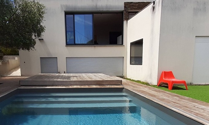 Saint-Julien House | Pool Villa