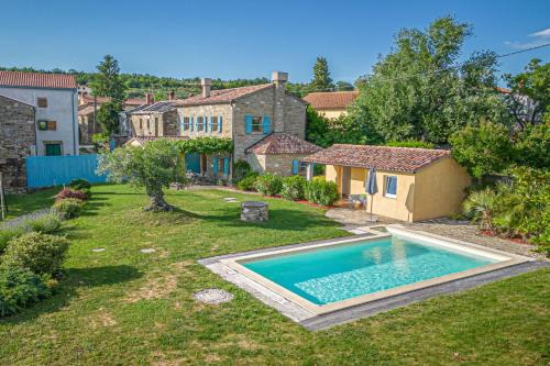 Fijeroga Villa | Pool Villa Lavanda - Happy Rentals
