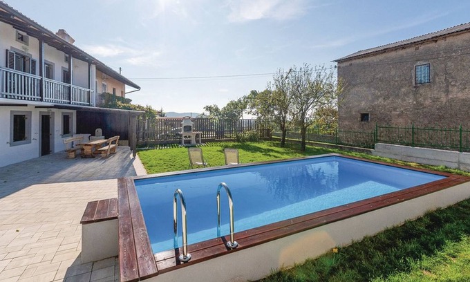 Miren-Kostanjevica Villa | Pool Villa Sistiana, Sela na Krasu, Slovenia
