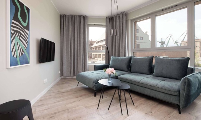Mlyniska Apartment | Popiełuszki 2 | Elegant Apartment | Parking