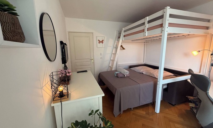 Saint-Julien-en-Genevois Bed & Breakfast | Portes de Genève - Individual guest room