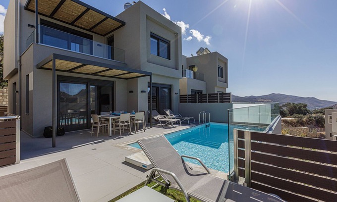 Agios Vasileios Villa | Porti Iraklis 3 - A Stylish Eco Villa near beaches