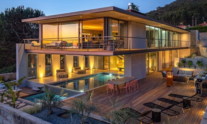 Carreco Villa | Portugal Active Eben Lodge | Heated Pool
