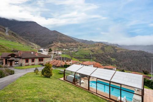 Lena House | Posada Real Pajares