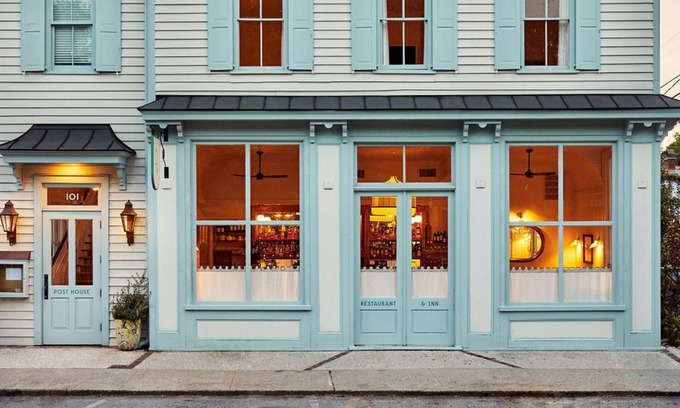Old Village Historical District Bed & Breakfast | Post House Inn
