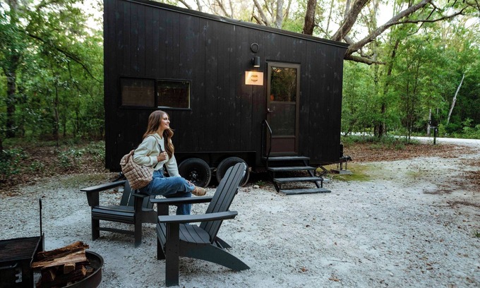 Pine River Cabin | Postcard Cabins Wild Rose