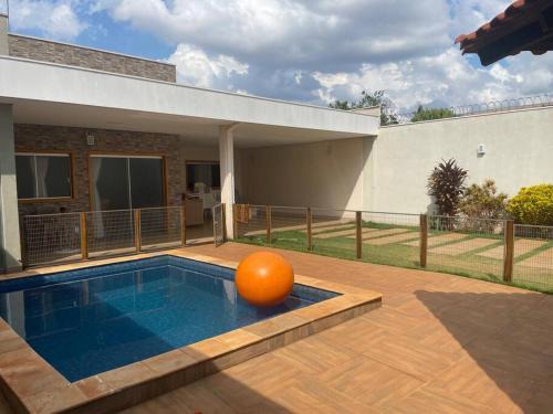 Jaboticabal House | Pousada e Edícula