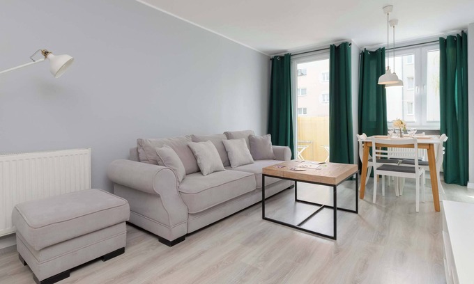 Redlowo Apartment | Pow. Śląskiego 6a | Bright Apartment | Beach