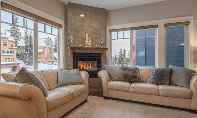 Silver Star Mountain Ski Chalet | Powder Peak