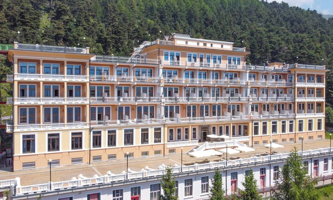 Fenestrelle Hotel | Pràcatinat Hotel & Restaurant