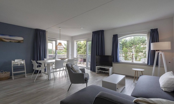 Julianadorp aan zee Apartment | Prachtig Modern Appartement Voor 5 Personen
