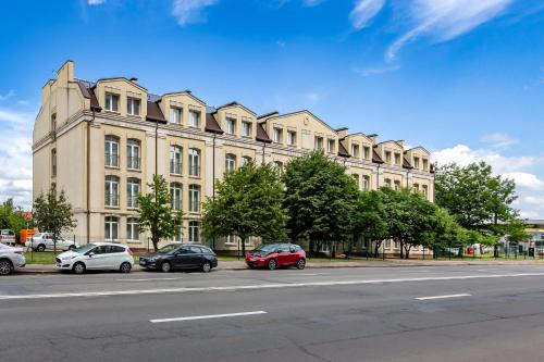 Darnyckyj Hotel | PracticOtel