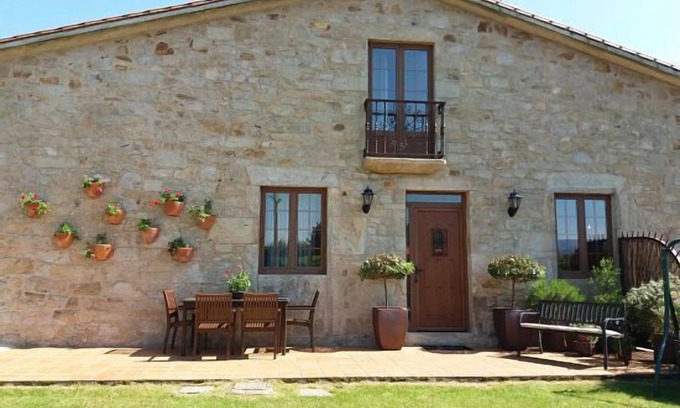 Rianxo Cottage | Praia de Rinlo house for 8 people