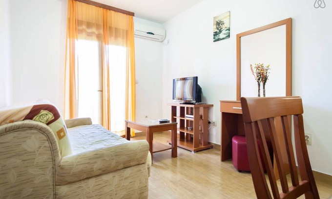 Denovici House | Premier Apartment with Sea View