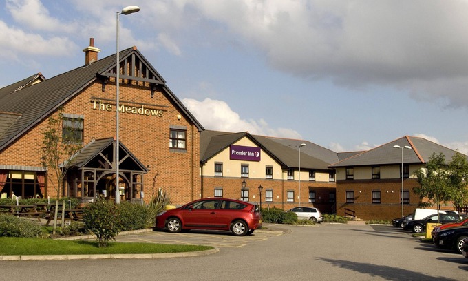Thurnscoe Hotel | Premier Inn Barnsley - Dearne Valley