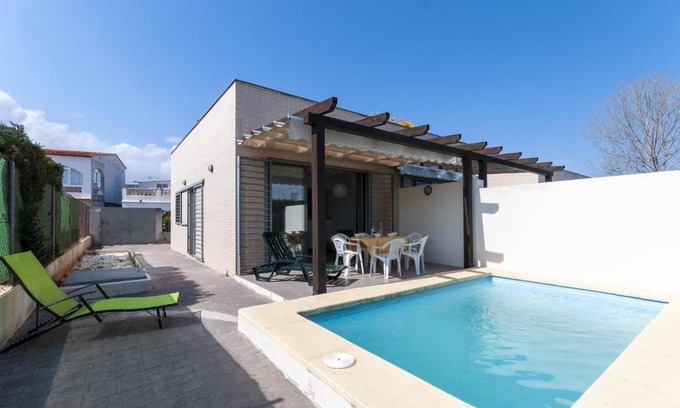 Molinell House | Premium 15