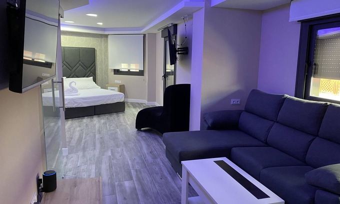 Linares Apartment | Premium Gold