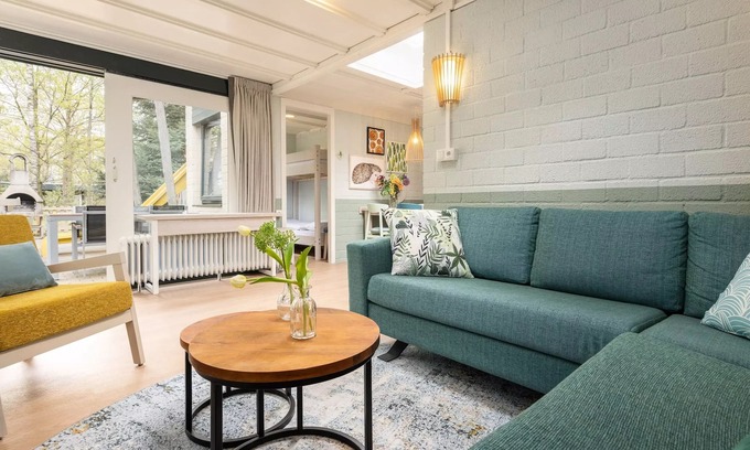 America House | Premium-Kinderhaus für 4 Personen
