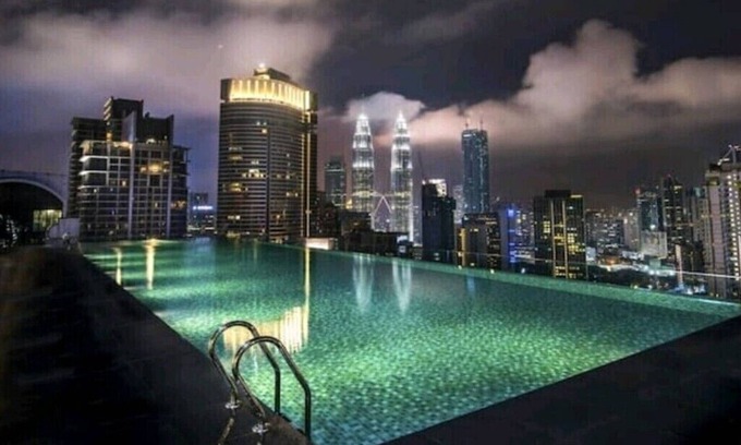 Golden Triangle Apartment | Premium KLCC . Bukit Bintang Superior Luxe Suite
