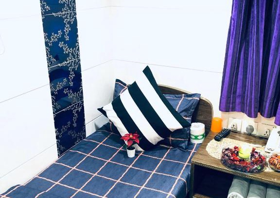 Tsim Sha Tsui House | Premium Lounge