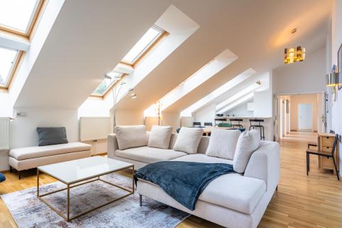 Landstrasse Apartment | Premium Suites Vienna - Rooftop Penthouse