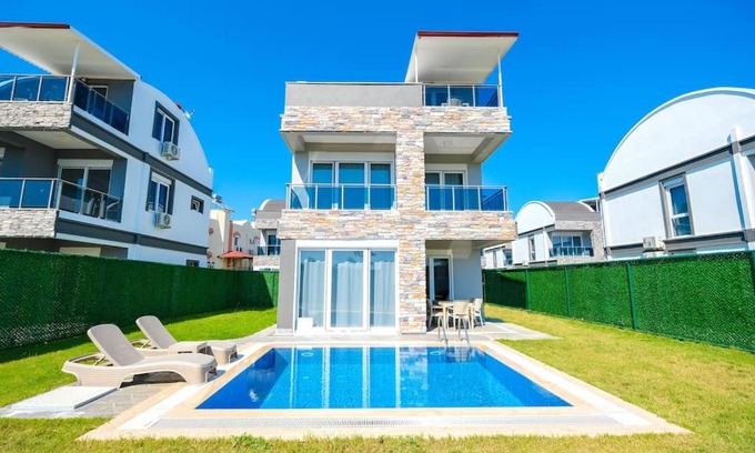 Cenger Villa | PRESTİGE VİLLAGE