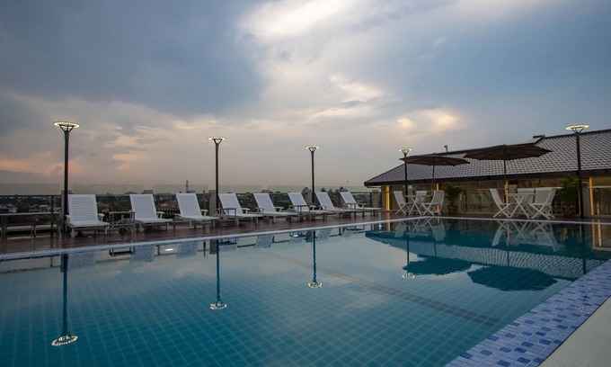 Bahan Hotel | Prestige Residences at Golden Valley